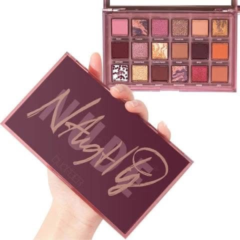 Palette Fards à Paupières “Naughty Look” – 18 Teintes Sensuelles et Glamour